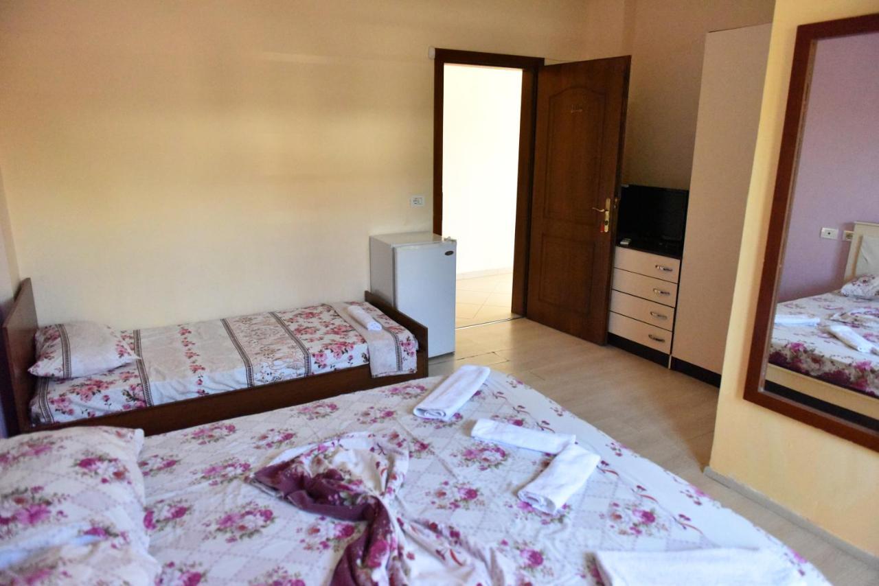 Hotel Hotel Kriti Max , Shengjin Shëngjin