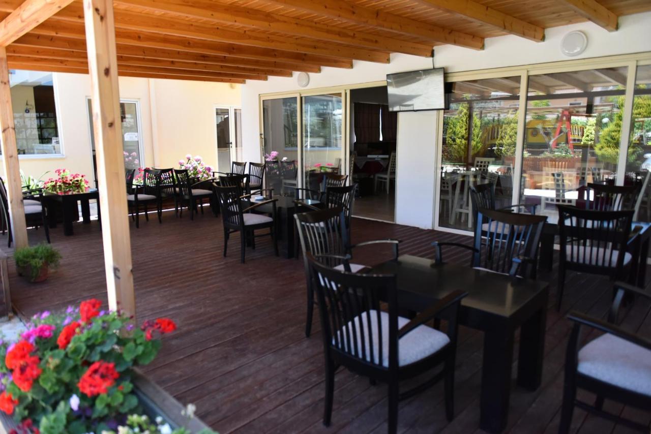 Hotel Hotel Kriti Max , Shengjin Shëngjin